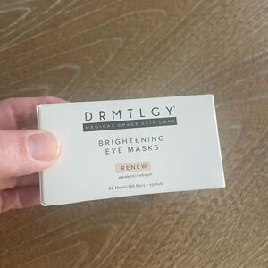 DRMTLGY Brightening Eye Masks - White